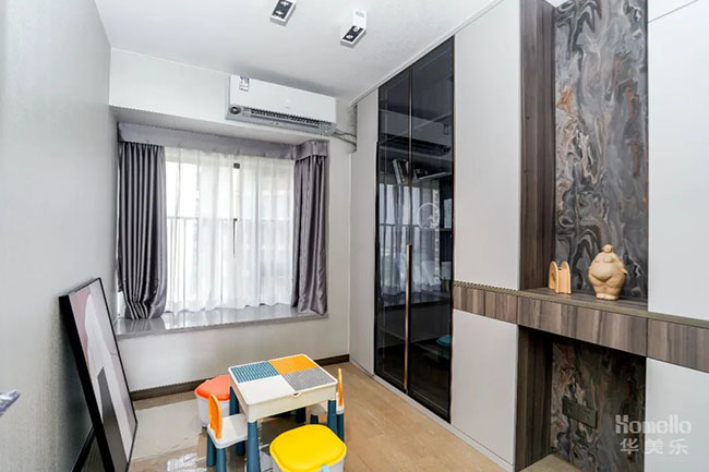 136㎡四居，實(shí)用軟裝搭配，靈活的起居動(dòng)線，打造元素豐富的生活